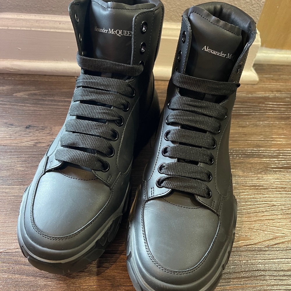 Alexander McQueen Court Trainer Sneakers MEN